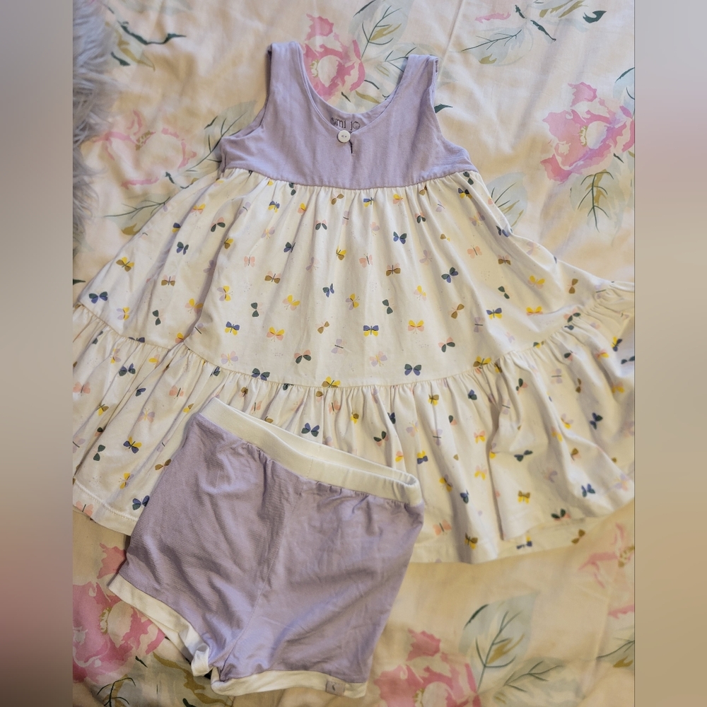 Sz 5 OmiJo tunic and (2 pair) blooms (WDW sister brand)